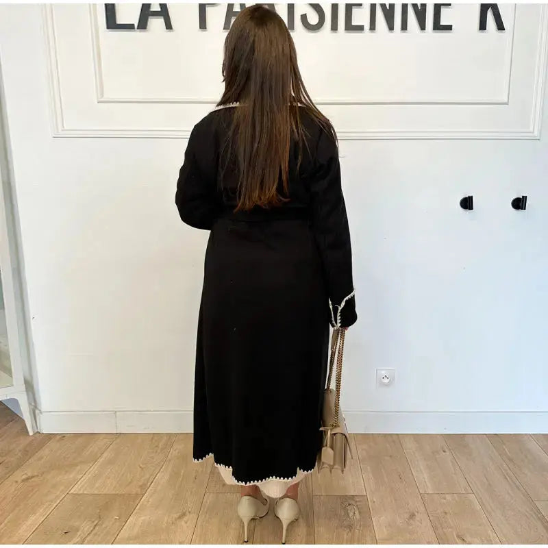 Bea | Eleganter Damenmantel für Winter lang mit Taschen