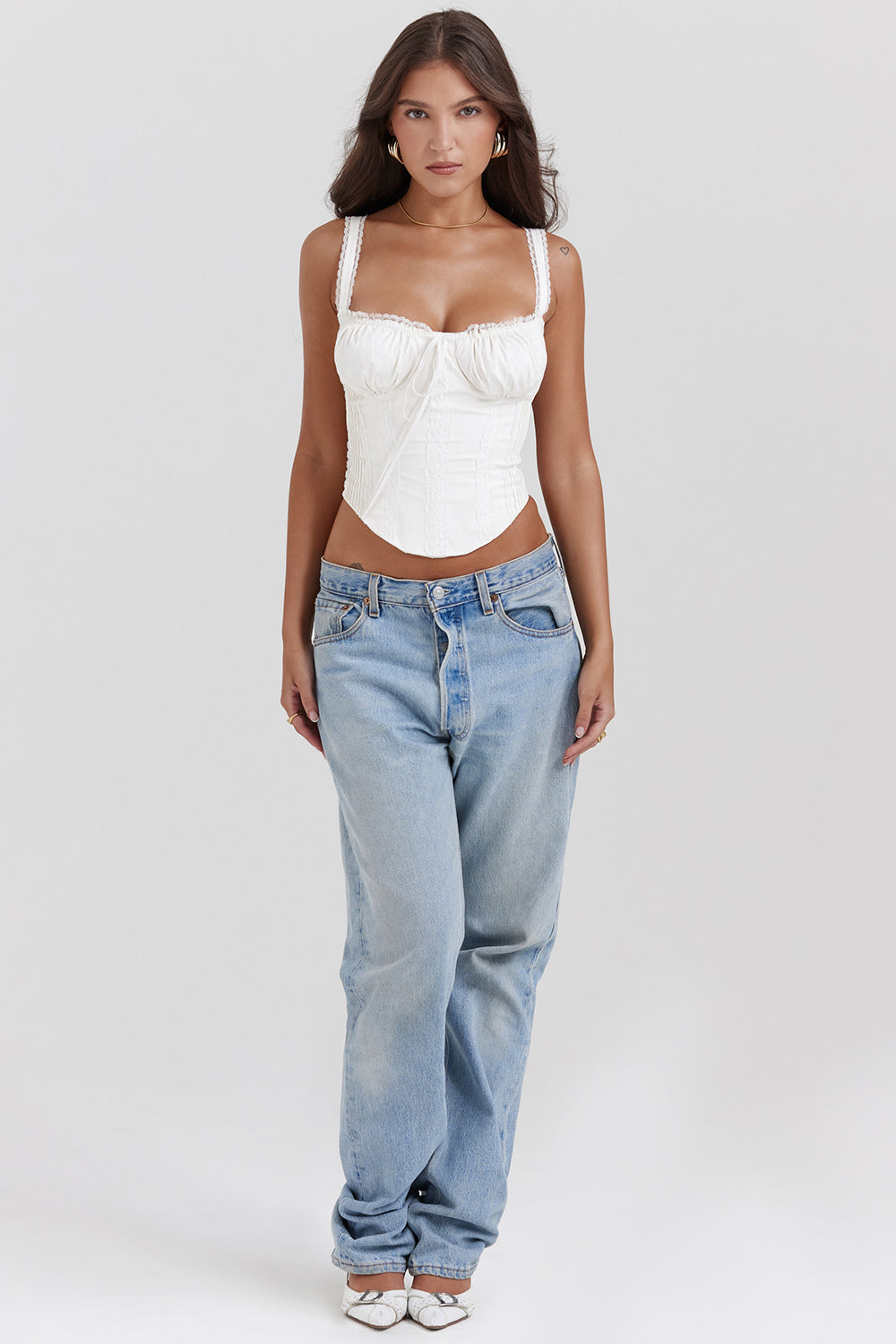 Beate | Elegantes Spitzentop für Damen mit Schnürung