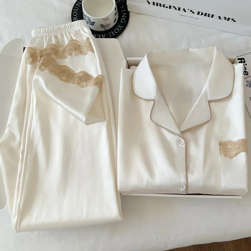 Clara | Elegantes Nachtwäsche-Set für Damen Herbst 2